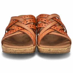 Beverlee Hot Spring Women