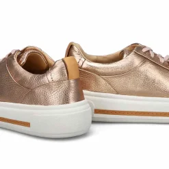 Hollyhock Walk Women