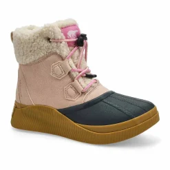 Out N About IV Chillz Girls